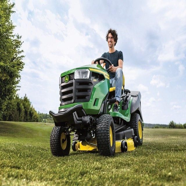 John Deere X167R Lawn Tractor Fast Delivery Premium Quality Buy Today Transform Your Lawn Effortlessly - Image 2