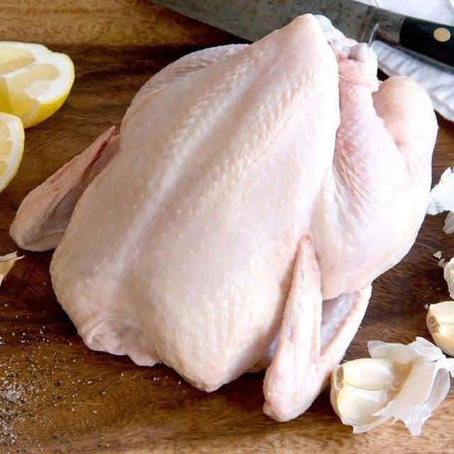 Premium Grade High Quality Low Price Fresh Poultry Whole Frozen Chicken Meat IQF Freezing Process Vacuum Pack 25kg - Image 4