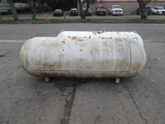 propane tank / Used 500 Gallon Propane Tanks - Image 5