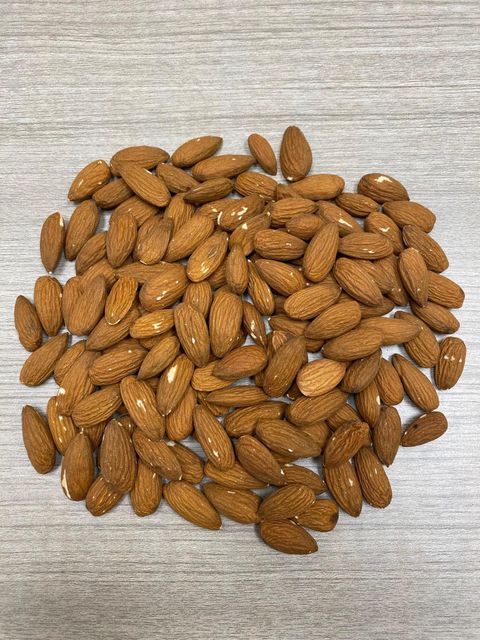Almond Kernels – Grade 1 Quality Raw, unseasoned Natural Flavor - Image 3