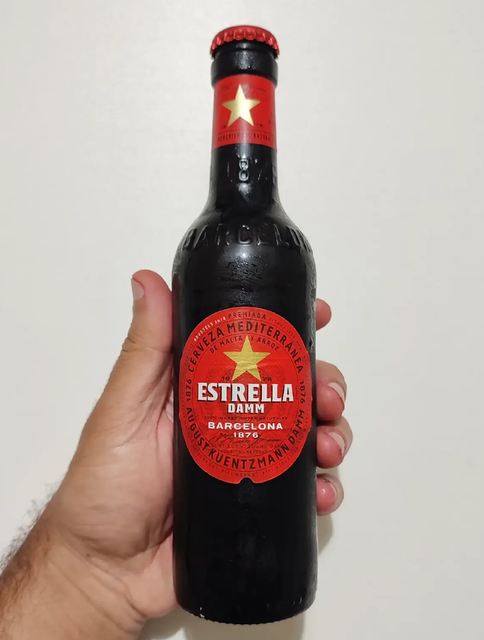 Buy Estrella Damm Premium Spanish Lager Beer 330ml Smooth, Refreshing Flavor with Mild Bitterness - Image 2
