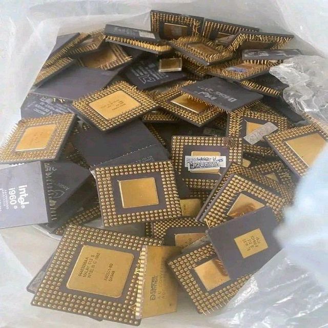 High Quality CPU Processor Scrap Gold Recovery Ceramic CPU Scrap Available for Sale at Low Price - Image 4