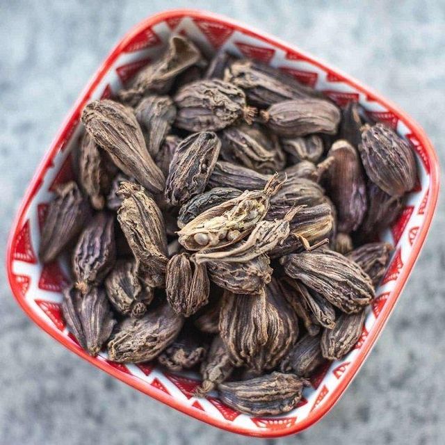 HUARAN Wholesale Single Spices and Herbs Top Grade Low Price Dried Amomum Tsao-ko Dried Black Cardamom - Image 4