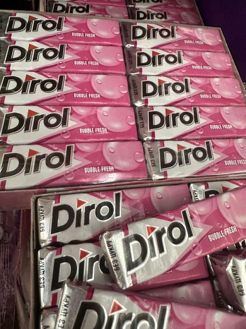 Orbit Gum Candy Long Lasting Mint Gum Fast Delivery for Fresh Breath After Meals During Travel - Image 4