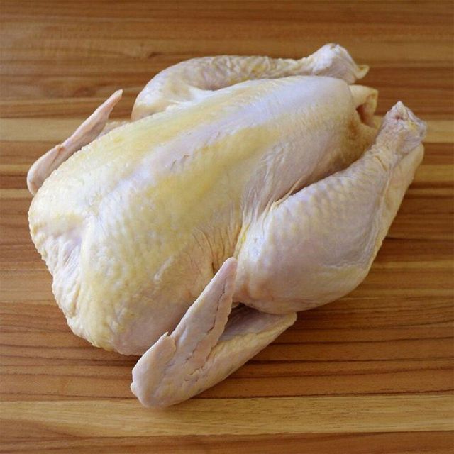 Premium Grade High Quality Low Price Fresh Poultry Whole Frozen Chicken Meat IQF Freezing Process Vacuum Pack 25kg - Image 2