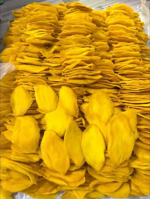 HIGH QUALITY Sustainable Soft Dried Mango Chewy Tropical Fruit High Fiber Energy Snack Wholesale For Export - Image 2