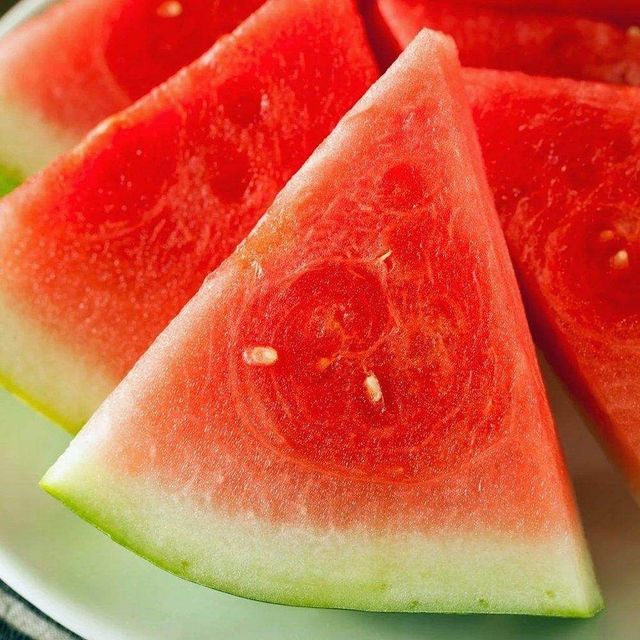 Vietnam Seedless Watermelon Fruit Competitive Price Bulk Quantity For Sale - Image 2