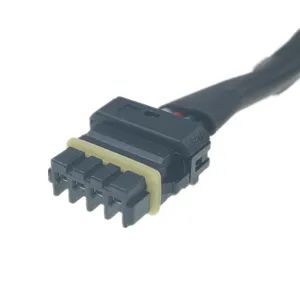 High-Quality Automotive Audio Wire Harness with Integrated Video Cable - Image 3
