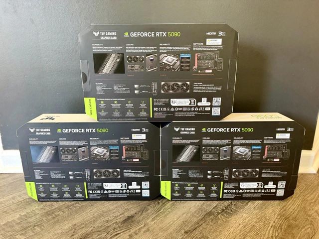 LOT OF 3 NVIDIA GeForce RTX 5090 OC 32GB GPUs ASUS TUF Gaming BRAND NEW SEALED - Image 3