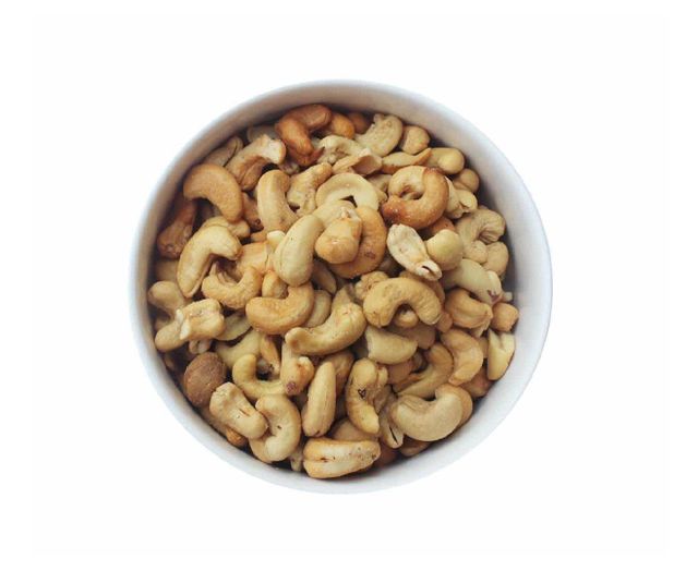 natural cashew nuts for healthy snacks premium quality kernels natural cashew nuts for healthy snacks premium quality kernels rich in nutrients and excellent tastein nutrients and excellent taste - Image 2