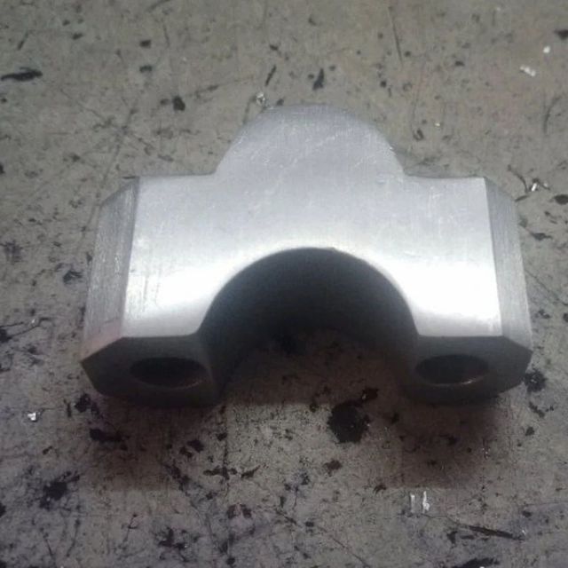 Stainless Steel Cable Clamps Color Silver Weight 100 g Thickness 10mm Size 4 Inch (Width) Material Stainless steel Usage/Application Cable - Image 1