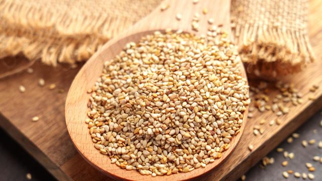 Premium Grade Sesame Seeds for Baking Cooking Confectionery Production Food Processing Tahini Manufacturing - Image 3