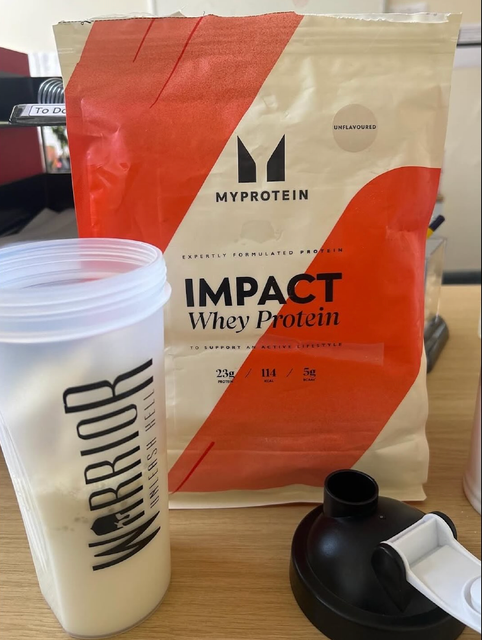 PLANT-BASED PROTEIN POWDERS MYPROTEIN IMPACT WHEY PROTEIN 1KG BAGS CHOCOLATE CARAMEL FLAVOR PREMIUM SPORTS NUTRITION READY EXPORT - Image 2