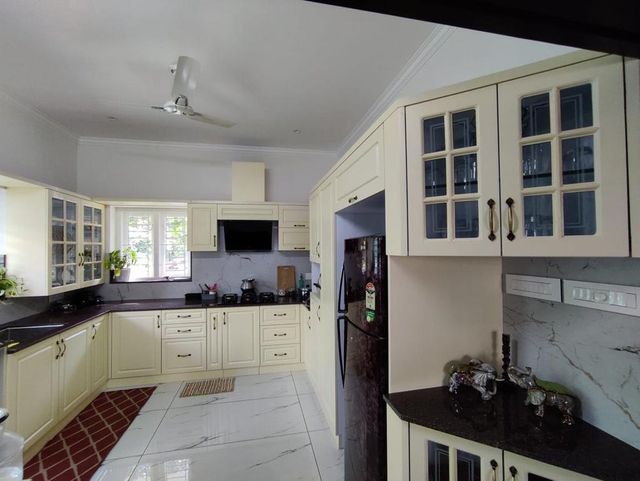 Modern L Shape PVC Laminated Modular Kitchen Material PVC Thickness 8 ...