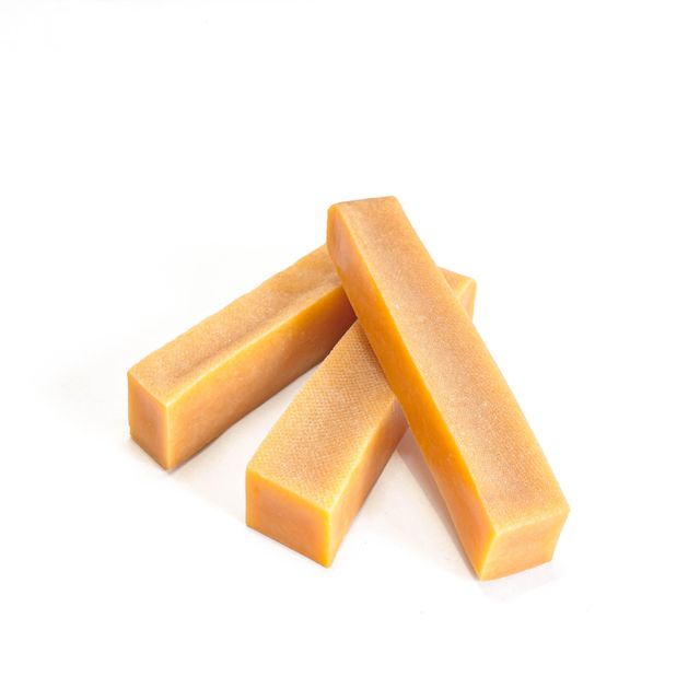 Himalayan Dog Chews Texture Hard Shelf Life Long Size Range 30-250 Gm Material Himalayan Yak And Cow Milk Purity Free From Preservatives, Chemicals, Or Additives - Image 2