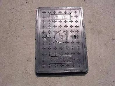 Custom Cast Iron Manhole Grates for Road OEM Yes MOQ 100PCS Orgin China Weight 0.5kg Model NO. 270 Size 400X120mm Origin - Image 3