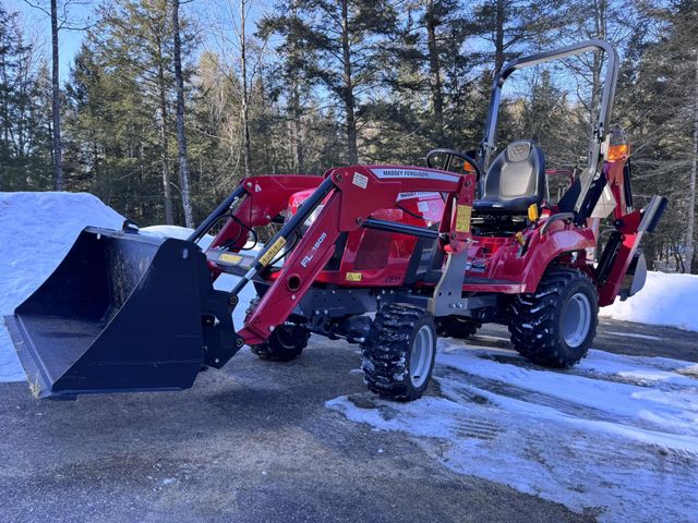 Used Massey Ferguson GC1723E 2WD Wheel Tractors with Automatic Pump Engine Gearbox Fast Delivery Low Price For Sale - Image 4