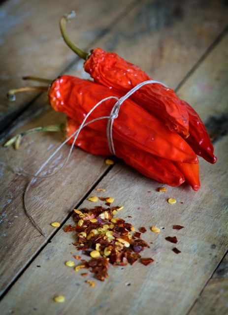 Chilli Color Green, Red Delivery Form Bag, Other Degree of Spiciness Spicy Degree of Spiciness (Scoville) 75000-150000 shu, > 50000 SHU - 100000 SHU, > 50000 SHU - 70000 SHU, > 70000 SHU - 100000 SHU, Up to 30000 SHU - Image 3