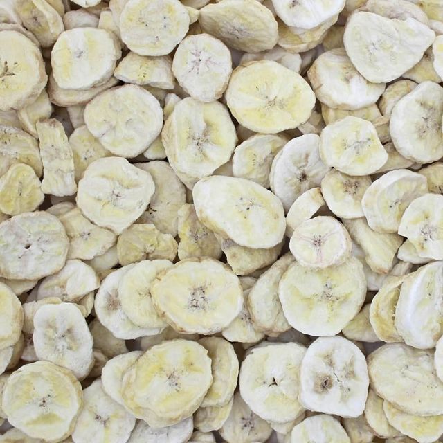 Tropical Sweet Dried Bananas Sliced And Packed Dried Bananas With Natural Flavor And Healthy Nutrition - Image 1