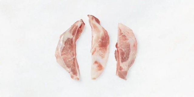Frozen Pork Moon Bones Fresh - Sustainable and Responsible Sourcing for Eco-Friendly Consumers - Reliable and Timely Delivery  in Bulk Gluten-Free & Low-Carb Grade a Suitable for Slow Cooking Bone Stock and Meat-based Meals - Image 4