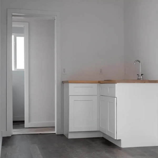 40Ft Prefab Living Tiny Modular Shipping Container Home - Image 3