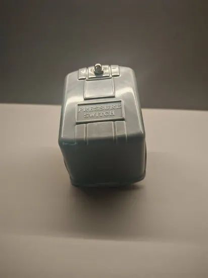 Mechanical Water Pump Pressure Control Switch - Image 4