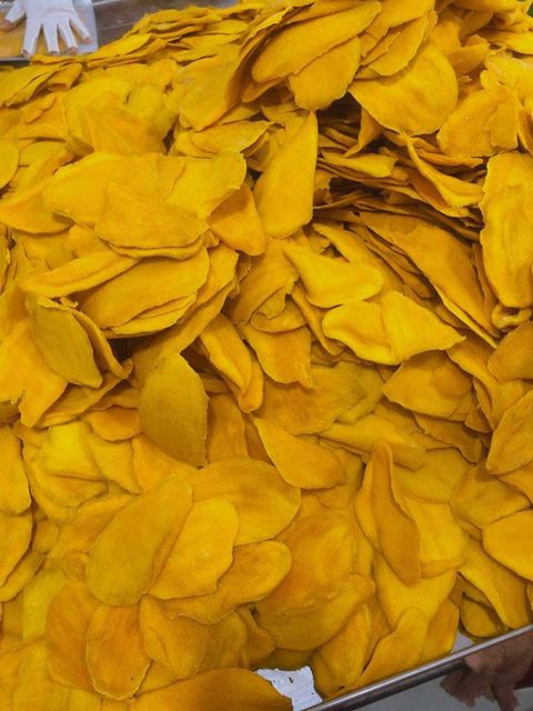 HIGH QUALITY Sustainable Soft Dried Mango Chewy Tropical Fruit High Fiber Energy Snack Wholesale For Export - Image 3