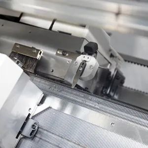 China High-Efficiency Blue Flat Knitting Machine for Computerized Raschel Blanket Production - Image 2