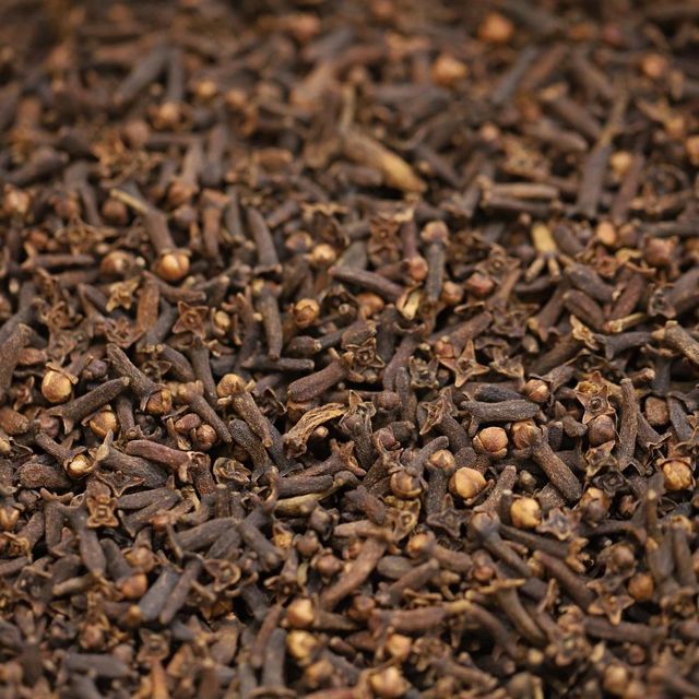 Natural Botanical Spice Collection Featuring Organic Dried Cloves With Aroma Rich Flavor And Packaging - Image 3
