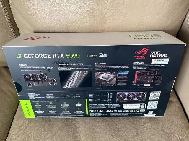 For Sale ASUS GeForce RTX 5090 32GB GDDR7 Brand New - Image 3