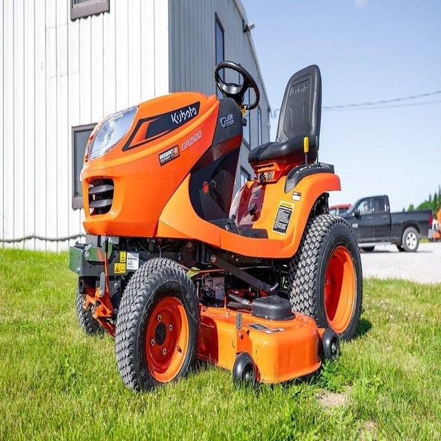 High Performance Kubota Lawn Mower With Advanced Cutting System Professional Outdoor Equipment - Image 2