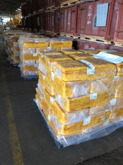 Cup Lump Rubber And SMR3L Rubber Drc Content 70 - 72% Rubber Form Cup Lump Packaging Details 35kg bale in Wooden Pallet Available Types Smr3l, Smr10, Smr20, Scrap Smr - Image 2