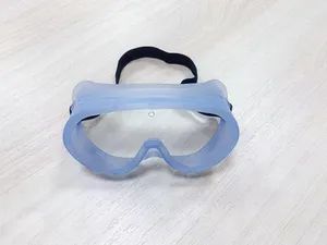 Sterile Cleanroom Goggles Origin China Group Uni-Sex Certification CE Model NO. LZ06018 Trademark Lingtech Clean Class Class 10-10000 - Image 2