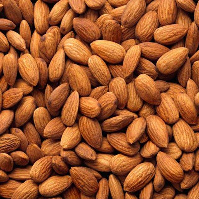 Best Quality Almond Nuts Premium Natural Shelled and Unshelled Fresh Healthy Snack for Cooking Baking and Export - Image 3