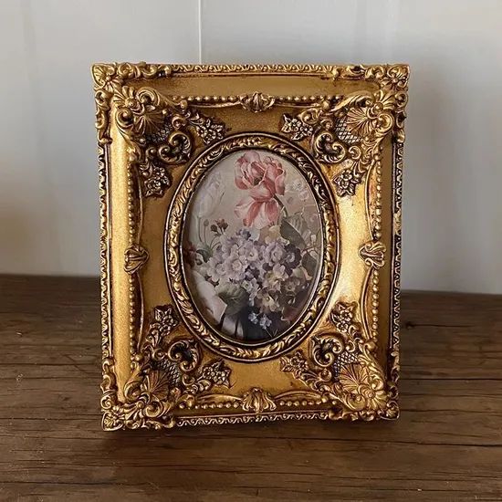 Vintage Carved Gold Resin Frames - Floral Oval Picture Frame with Display Stand - Image 3