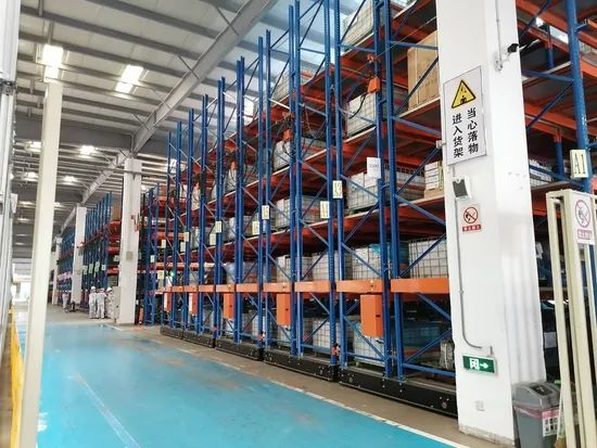 Automatic Heavy Duty Electric Mobile Pallet Storage Racking System - Image 1