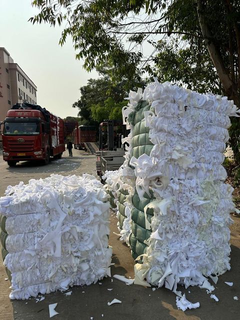 FOAM SCRAP - Image 1