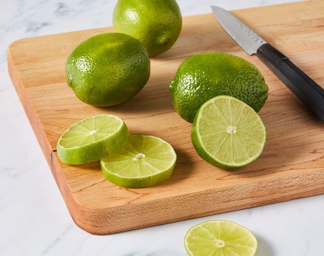 Fresh Limes Citrus Fruit Green High Juice Content 60-90 Days Shelf Life Export Bulk Wholesale - Image 5