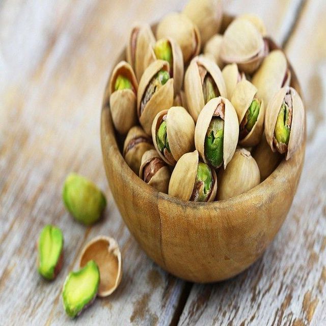 Bulk Organic Raw Dried Pistachio Nuts Wholesale Low Price Discount Fast Delivery Export Ready - Image 2