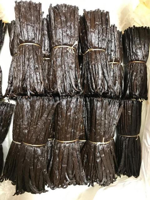 Madagascar Vanilla Beans - Image 2