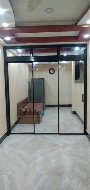 4 mm Aluminium Glass Partition Thickness 4 mm Open Style Sliding Usage/Application Kiosk Product Material Aluminium Surface Treatment PE - Image 1