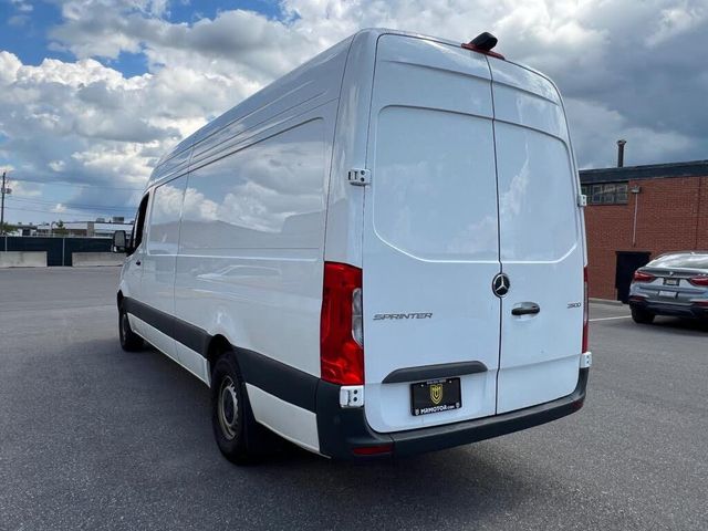 HOT SALES FOR USED 2025 MERCEDES-BENZ SPARTER CARGO 2500 170 HIGH ROOF RWD WHITE COLOR - Image 5