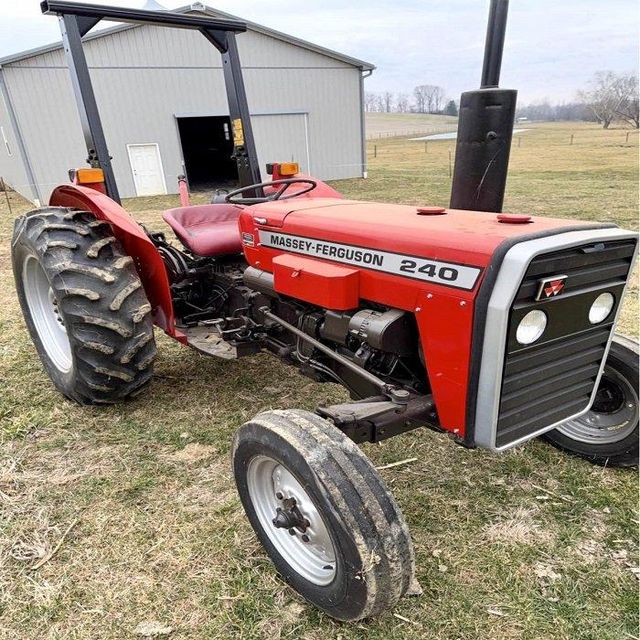 Massey Ferguson 240 Tractor for Sale Used Condition 15HP Rated Power for Farms Core Components Engine Motor Pump - Image 2