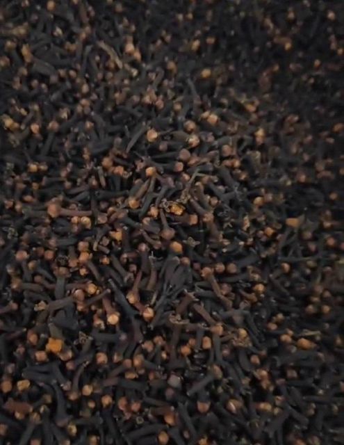 Clove Type FOB Place of Origin - Image 1