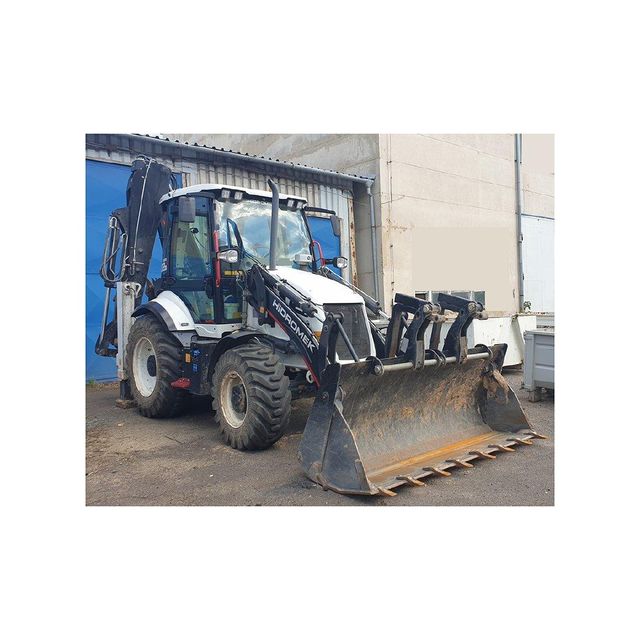 Hidromek HMK102B Backhoe Loader with advanced hydraulic system - Image 5