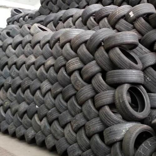 USED Radial Truck Tire, Tire for Truck, TBR sweater size available - Image 4