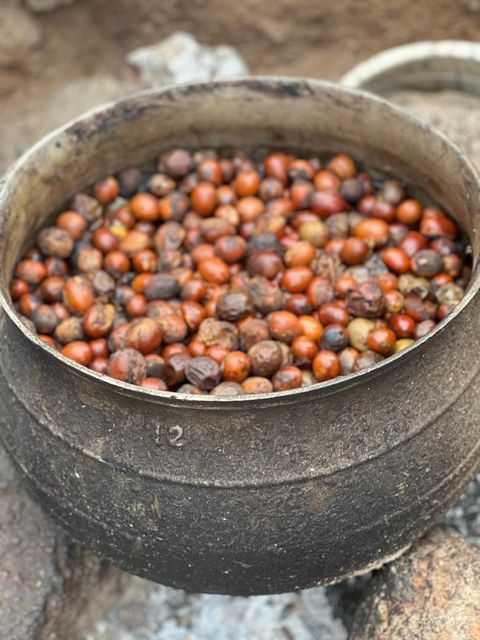 Crude / Unrefined shea butter Origin National Net Weight Other Delivery Form Other Features Halal, Kosher - Image 4