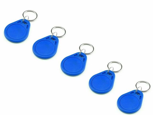 RFID 125kHz Token, Packaging Type: Box Color Blue Brand Rndmfg Range (feet) 5 cm Packaging Type Box Water Resistance - Image 4