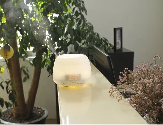 Essential Oil Diffuser Mist Air Humidifiers with LED Clock Screen Esg10424 - Image 3
