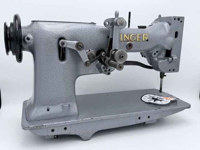 Vintage Singer 107w102 Irish Embroidery Machine | Table Stand - Image 3